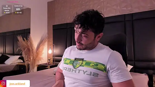 Snapshot of JossAckland chatting on 30, 11, 2025 JossAckland online show from 30, 11, 2025