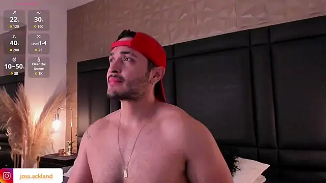 Snapshot of JossAckland chatting on 3, 12, 2025 JossAckland online show from 3, 12, 2025