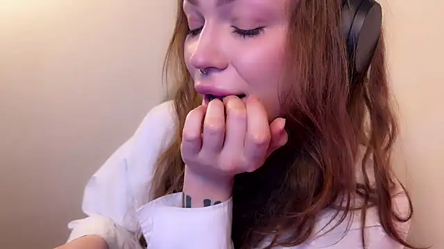 PaulaPratt online show from 24, 1, 2025