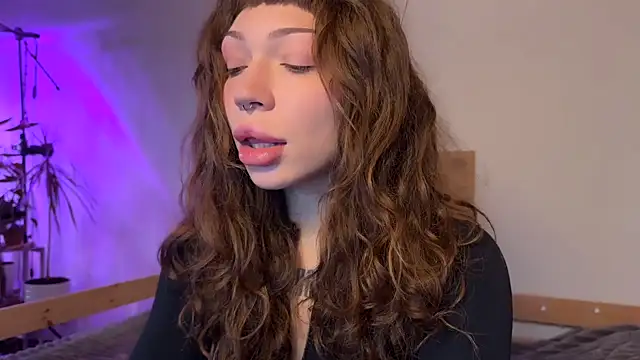 PaulaPratt online show from 21, 9, 2025