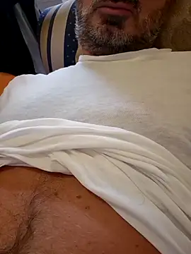 Snapshot of 1talianBeutifulCock chatting on 10, 9, 2025 1talianBeutifulCock online show from 10, 9, 2025