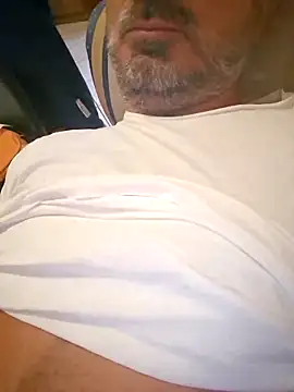 Snapshot of 1talianBeutifulCock chatting on 19, 10, 2025 1talianBeutifulCock online show from 19, 10, 2025