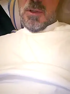 Snapshot of 1talianBeutifulCock chatting on 21, 11, 2025 1talianBeutifulCock online show from 21, 11, 2025