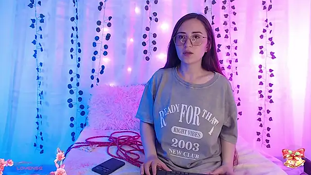 centaurigirl online show from 30, 12, 2024