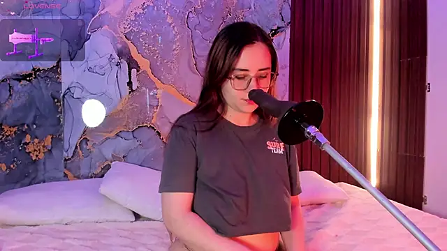 centaurigirl online show from 6, 10, 2025