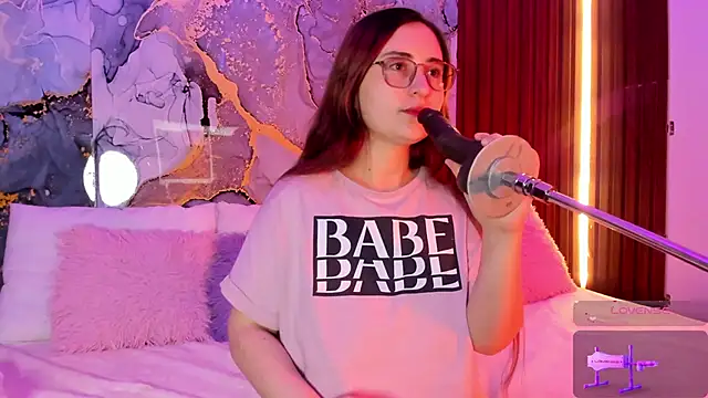 centaurigirl online show from 27, 10, 2025