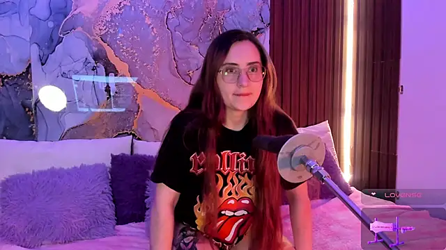 centaurigirl online show from 9, 11, 2025