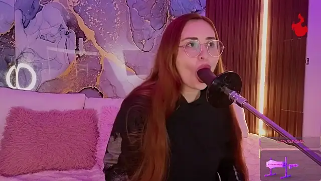 centaurigirl online show from 28, 5, 2026