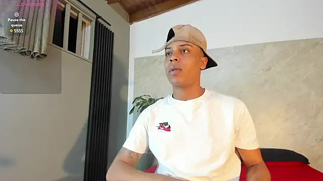 Snapshot of ada-brooke chatting on 5, 2, 2025 ada-brooke online show from 5, 2, 2025