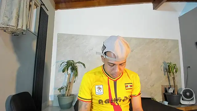 Snapshot of ada-brooke chatting on 18, 2, 2025 ada-brooke online show from 18, 2, 2025