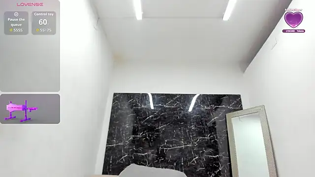 Snapshot of ada-brooke chatting on 8, 11, 2025 ada-brooke online show from 8, 11, 2025