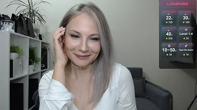 Snapshot of Sunny_bunny6 chatting on 28, 12, 2024 Sunny bunny6 online show from 28, 12, 2024