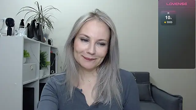 Snapshot of Sunny_bunny6 chatting on 3, 1, 2025 Sunny bunny6 online show from 3, 1, 2025