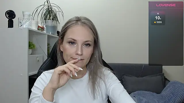 Snapshot of Sunny_bunny6 chatting on 20, 1, 2025 Sunny bunny6 online show from 20, 1, 2025