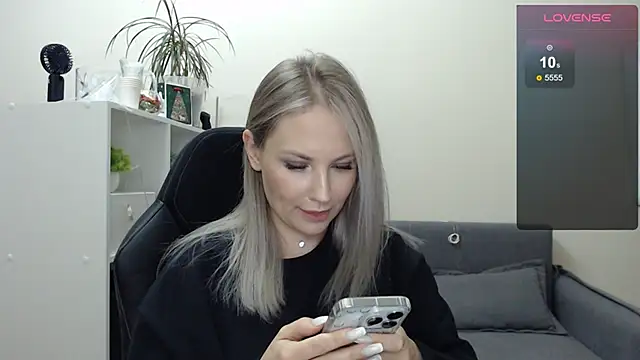 Snapshot of Sunny_bunny6 chatting on 22, 1, 2025 Sunny bunny6 online show from 22, 1, 2025