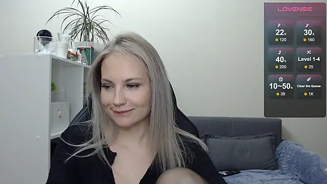 Snapshot of Sunny_bunny6 chatting on 28, 1, 2025 Sunny bunny6 online show from 28, 1, 2025