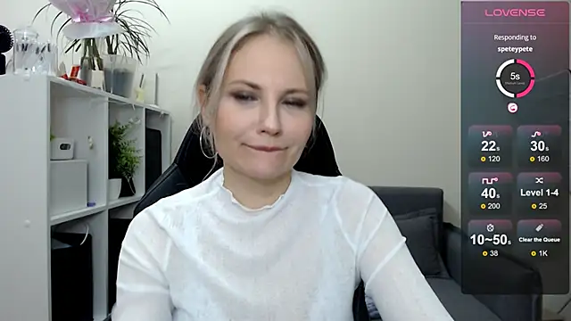 Snapshot of Sunny_bunny6 chatting on 17, 3, 2025 Sunny bunny6 online show from 17, 3, 2025