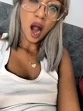 Snapshot of Amaliu_ chatting on 26, 1, 2025 Amaliu online show from 26, 1, 2025