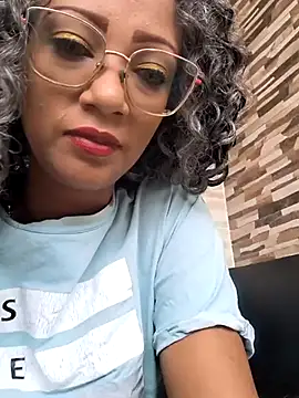 Snapshot of Amaliu_ chatting on 27, 2, 2025 Amaliu online show from 27, 2, 2025