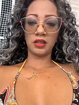 Snapshot of Amaliu_ chatting on 9, 3, 2025 Amaliu online show from 9, 3, 2025