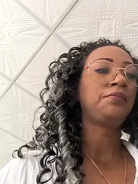 Snapshot of Amaliu_ chatting on 11, 3, 2025 Amaliu online show from 11, 3, 2025