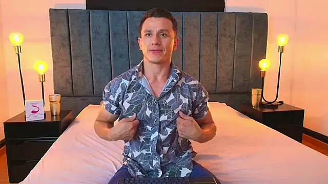 Andrewfalcon online show from 13, 2, 2025