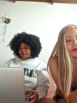 DANIELA MICHEL online show from 23, 1, 2025