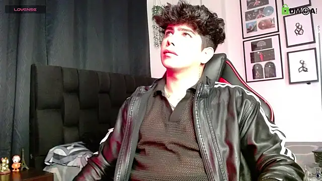 LyleBennett  online show from 16, 11, 2025