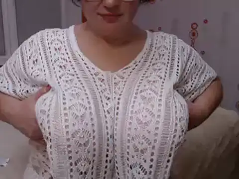 Nora Star online show from 13, 2, 2025