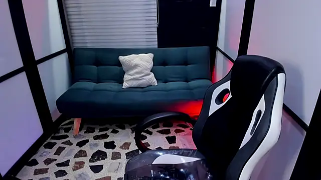 AlliceRosero online show from 25, 9, 2025