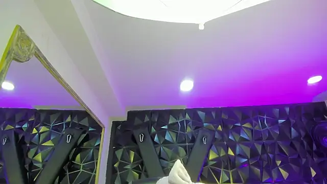 AlliceRosero online show from 27, 3, 2026