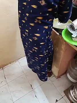 Snapshot of tncute_callboyi chatting on 28, 10, 2025 tncute callboyi online show from 28, 10, 2025