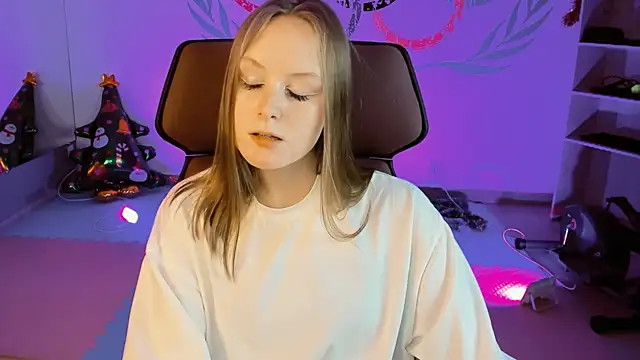 Snapshot of VivienLeeigh chatting on 26, 12, 2024 VivienLeeigh online show from 26, 12, 2024