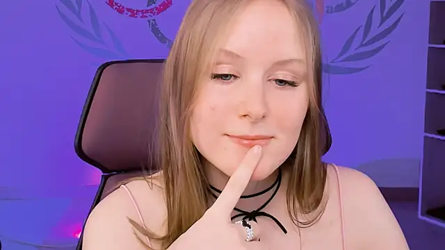 Snapshot of VivienLeeigh chatting on 18, 1, 2025 VivienLeeigh online show from 18, 1, 2025