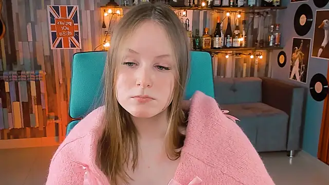 Snapshot of VivienLeeigh chatting on 22, 1, 2025 VivienLeeigh online show from 22, 1, 2025