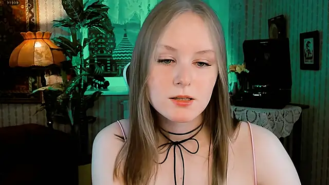 Snapshot of VivienLeeigh chatting on 26, 1, 2025 VivienLeeigh online show from 26, 1, 2025