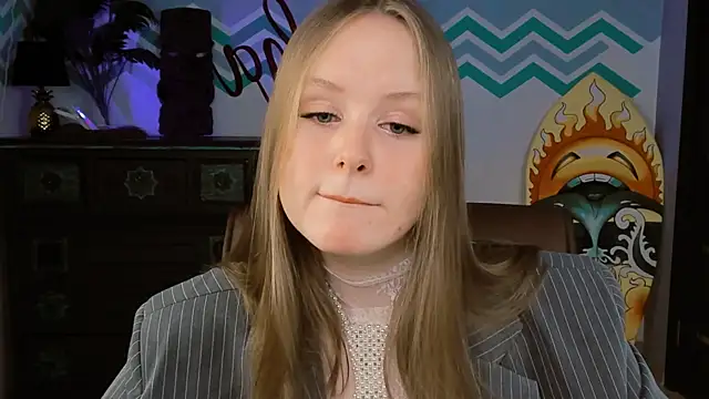 Snapshot of VivienLeeigh chatting on 22, 2, 2025 VivienLeeigh online show from 22, 2, 2025