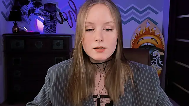 Snapshot of VivienLeeigh chatting on 23, 2, 2025 VivienLeeigh online show from 23, 2, 2025