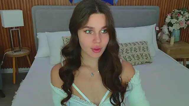 RihannaRose online show from 24, 9, 2025