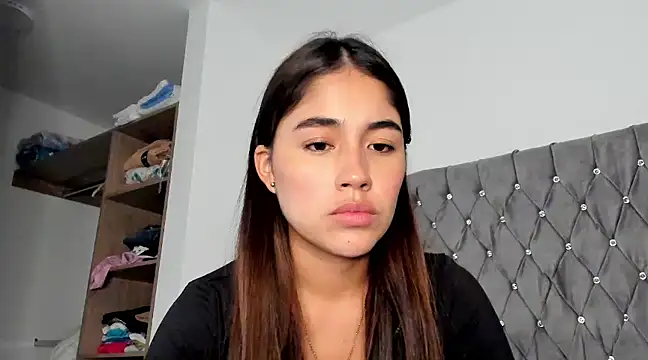 AriaMontgomery online show from 14, 12, 2024