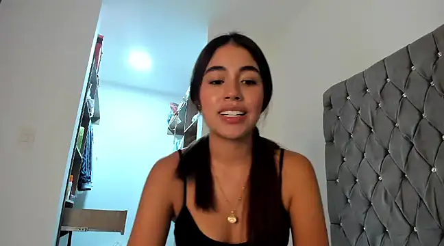 AriaMontgomery online show from 20, 12, 2024