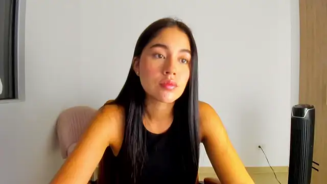 AriaMontgomery online show from 28, 5, 2026