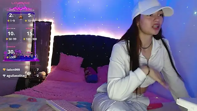 Snapshot of holy_juli chatting on 25, 2, 2025 holy juli online show from 25, 2, 2025