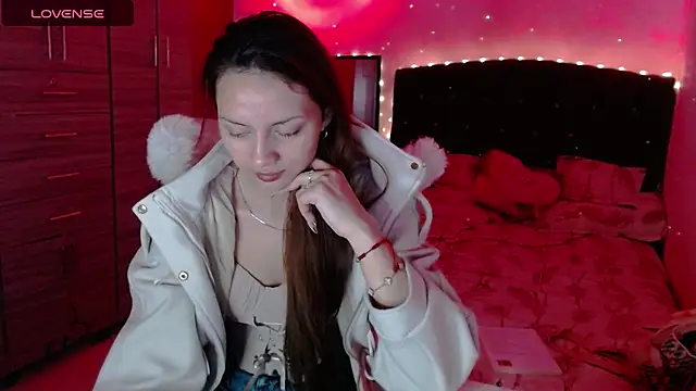 Snapshot of holy_juli chatting on 27, 9, 2025 holy juli online show from 27, 9, 2025