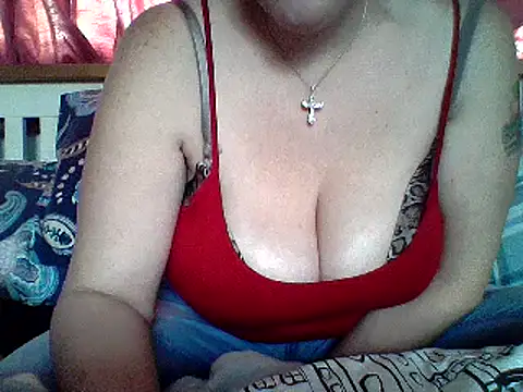 Snapshot of sexylady1983 chatting on 14, 1, 2025 sexylady1983 online show from 14, 1, 2025