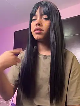 KellyOlsenbe online show from 3, 3, 2025