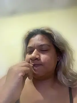 Snapshot of DanielitaWM chatting on 10, 5, 2026 DanielitaWM online show from 10, 5, 2026