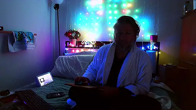 Snapshot of onlym4m chatting on 19, 12, 2024 onlym4m online show from 19, 12, 2024