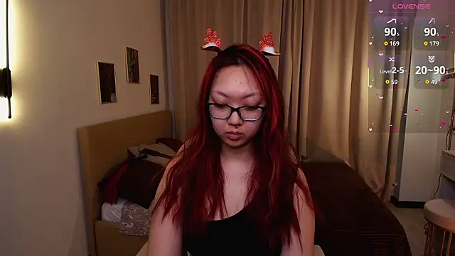 Marine Vact online show from 4, 3, 2026