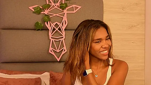 Snapshot of Lily_Miiller chatting on 28, 10, 2025 Lily Miiller online show from 28, 10, 2025